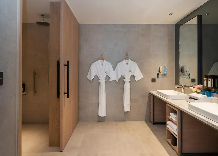 Grand Nikko Sathorn 5*
